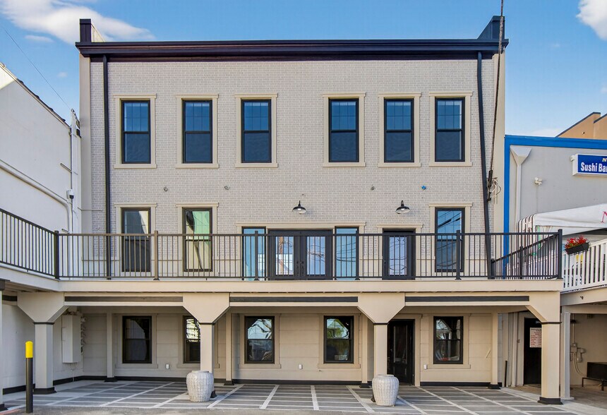 More Photos Of 25 W Front St, Keyport Bank For Lease