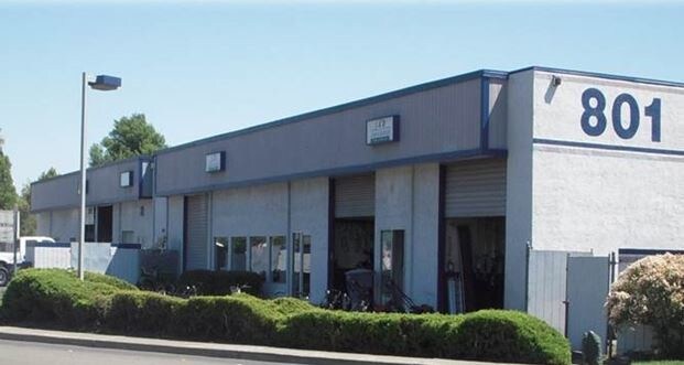 More Photos Of 801 Davis St, Vacaville Warehouse For Lease