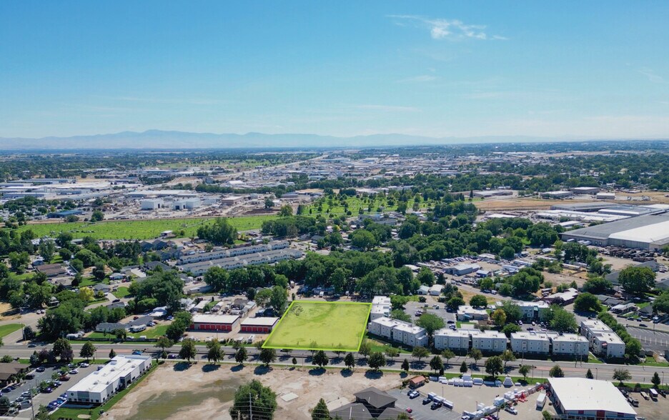 Primary Photo Of 341 N Gateway St, Nampa Land For Sale