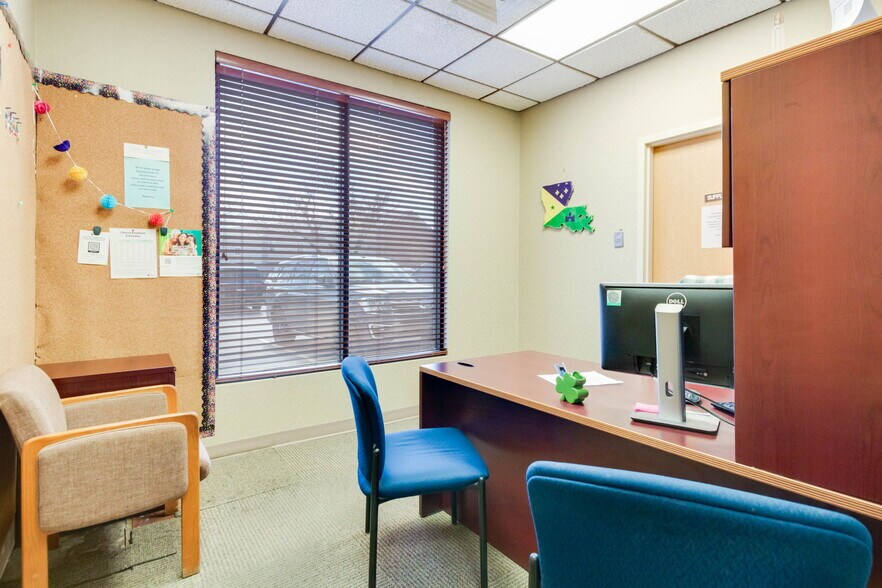 More Photos Of 3839 W Congress St, Lafayette Medical For Sale