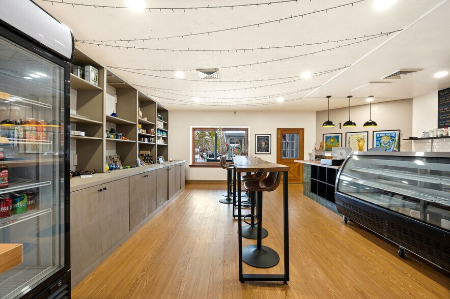 More Photos Of 9331 Spring Rd, Fish Creek Storefront For Sale