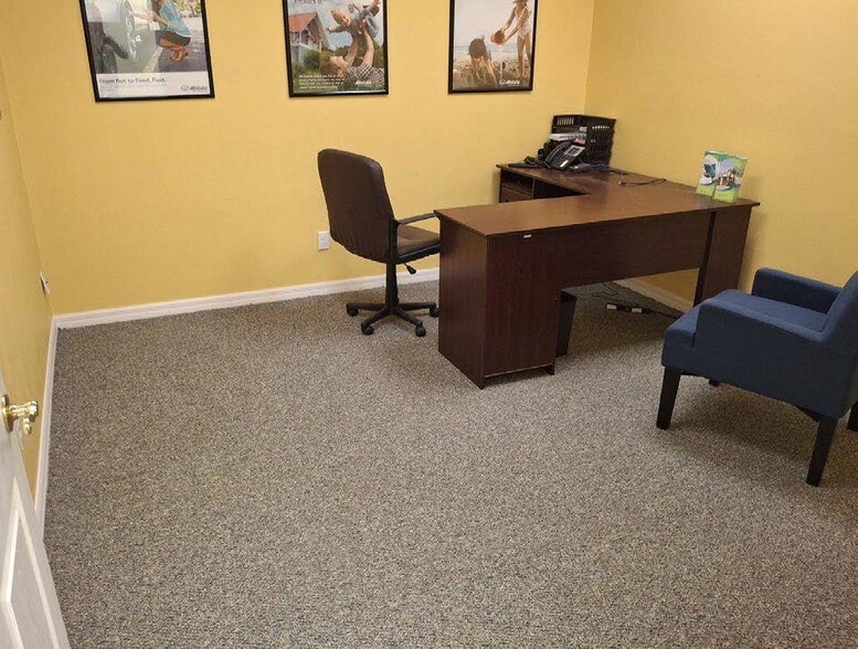 More Photos Of 2517 Seven Springs Blvd, New Port Richey Loft Creative Space For Sale