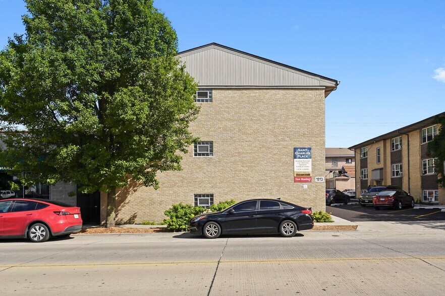 More Photos Of 1905-1913 Saint Charles Rd, Maywood Apartments For Sale