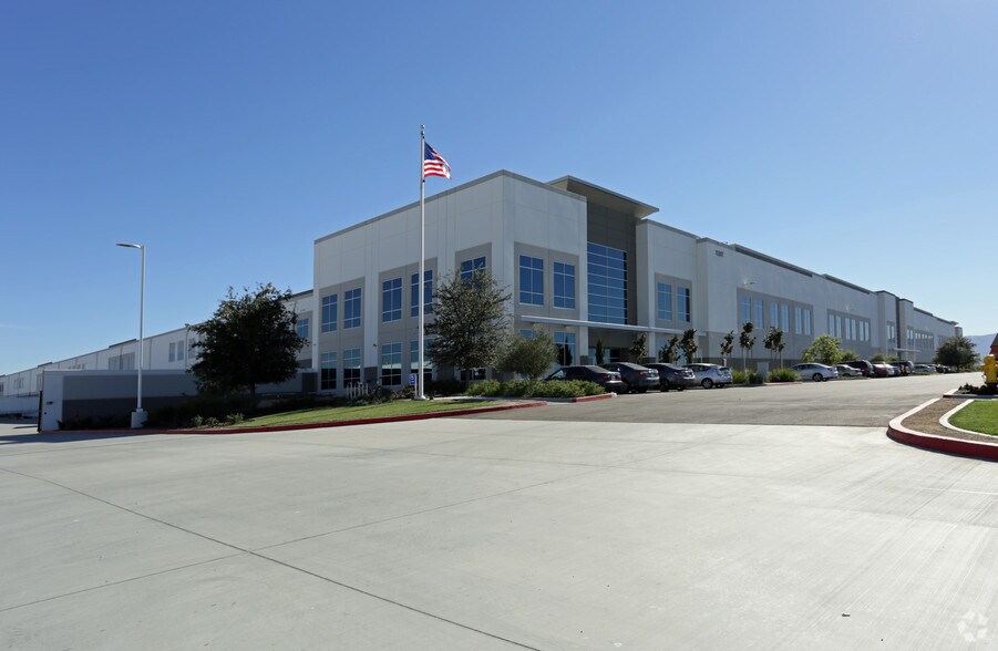 More Photos Of 15207 Flight Ave, Chino Distribution For Lease