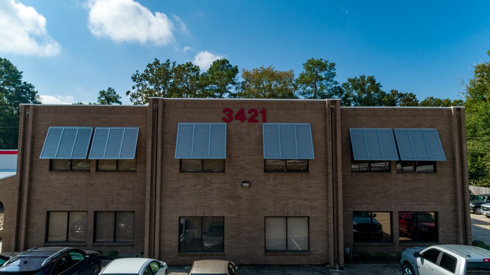 More Photos Of 3421 W Davis St, Conroe Medical For Lease