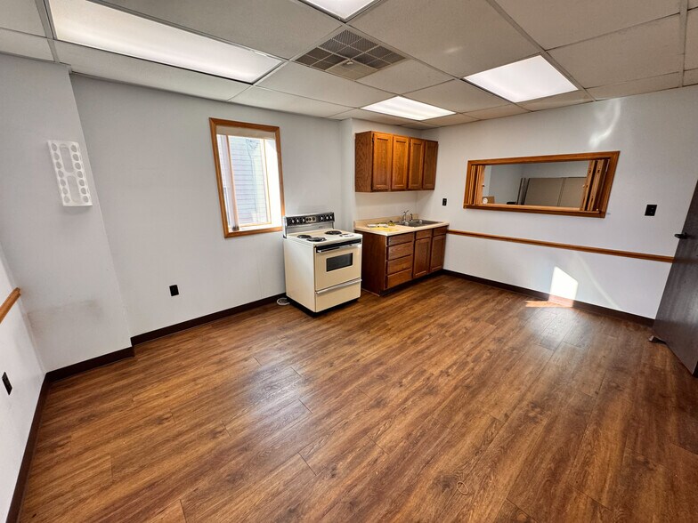 More Photos Of 55 E Main St, Carrollton Office For Sale