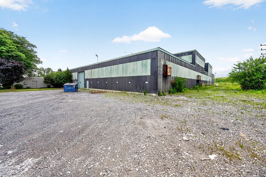 More Photos Of 7 Hackett Dr, Tonawanda Industrial For Sale