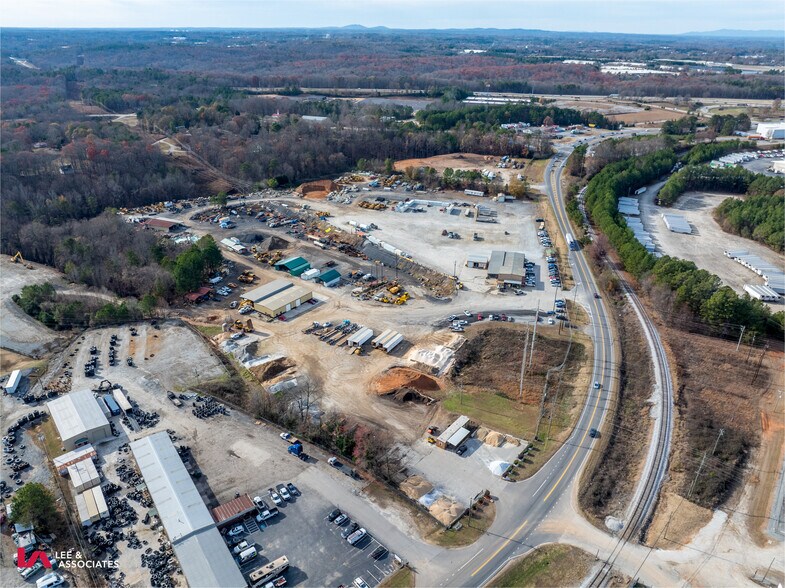 More Photos Of 1364 Candler Rd, Gainesville Truck Terminal For Lease