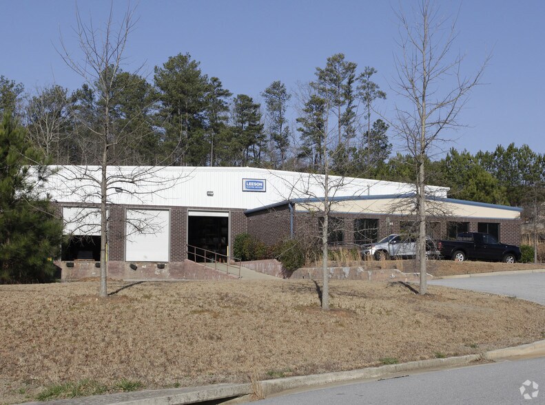 More Photos Of 6758 Oak Ridge Commerce Way, Austell Warehouse For Lease