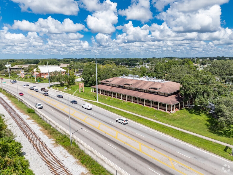 More Photos Of 2701 W Busch Blvd, Tampa Office For Sale