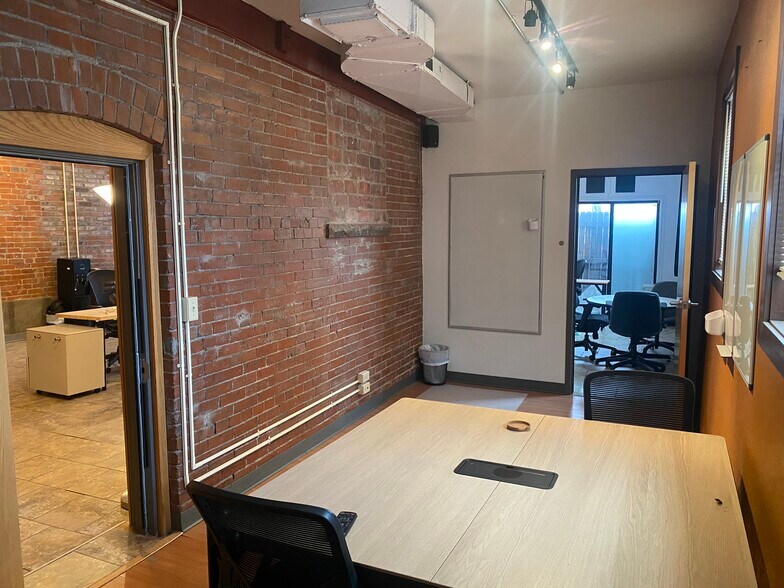 More Photos Of 2 S Wahsatch Ave, Colorado Springs Office For Lease