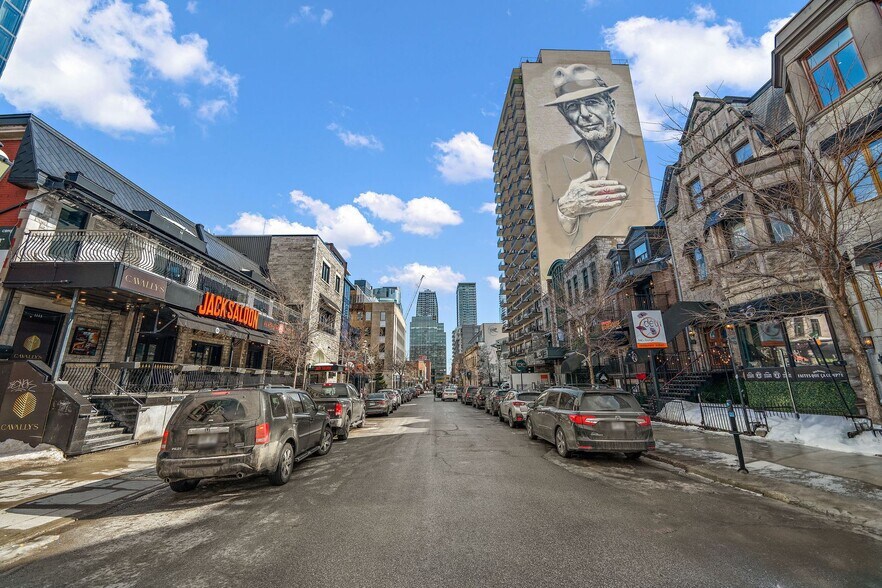 More Photos Of 1450 Rue Crescent, Montréal Restaurant For Lease