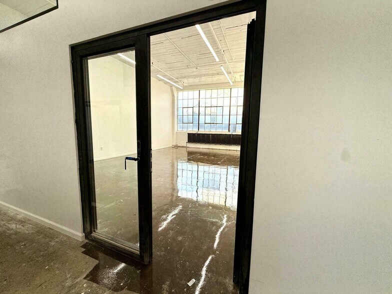 More Photos Of 13000 Athens Ave, Lakewood Warehouse For Lease