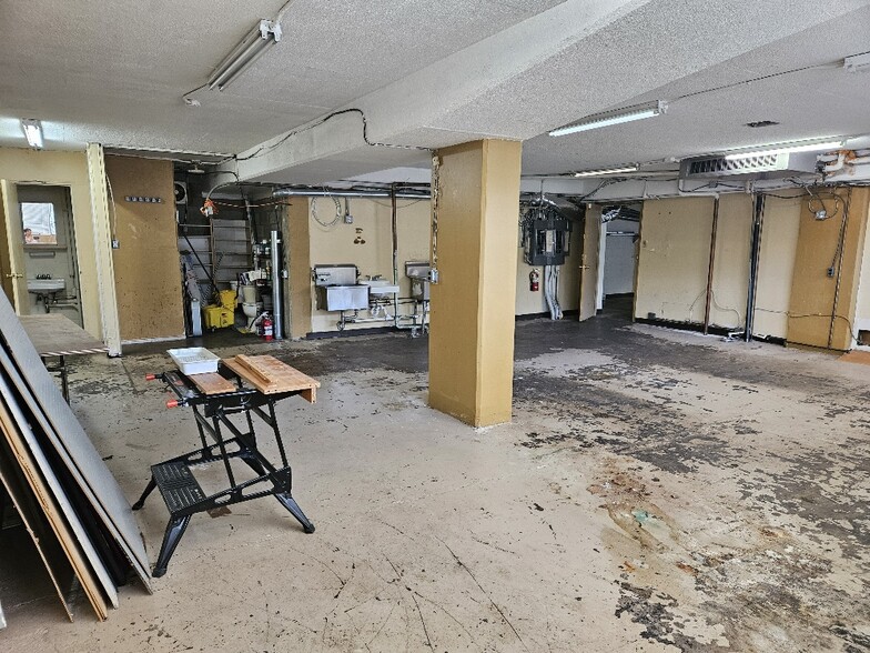 More Photos Of 4600 S Four Mile Run Dr, Arlington Apartments For Sale