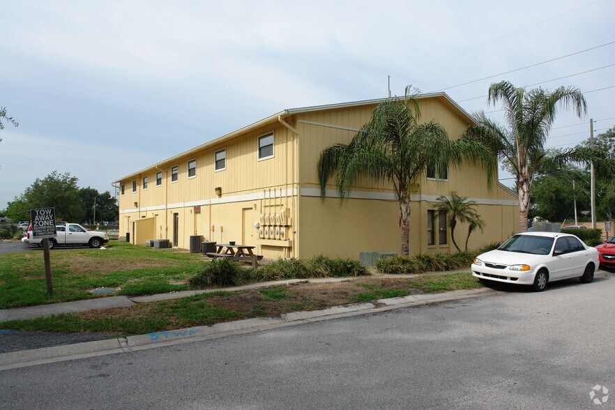 More Photos Of 4751 Conway Rd, Orlando Office For Lease