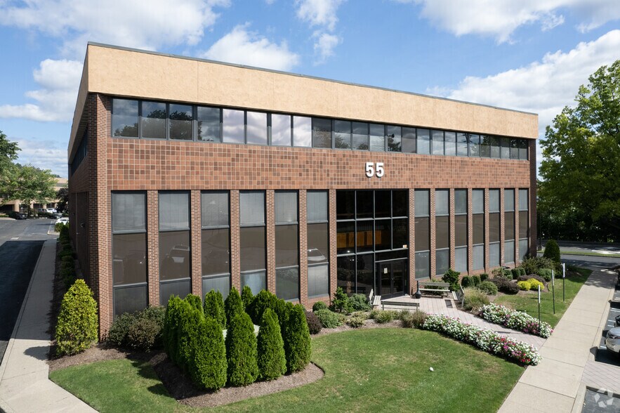 Primary Photo Of 55 Harristown Rd, Glen Rock Medical For Lease