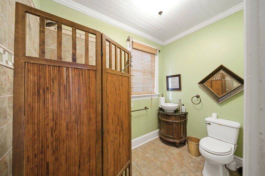More Photos Of 7302 Woodrow St, Irmo Office Residential For Sale