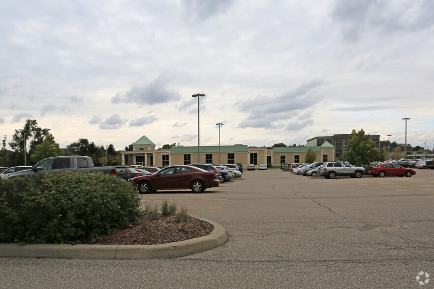 More Photos Of 4271-4273 King St E, Kitchener Office For Sale