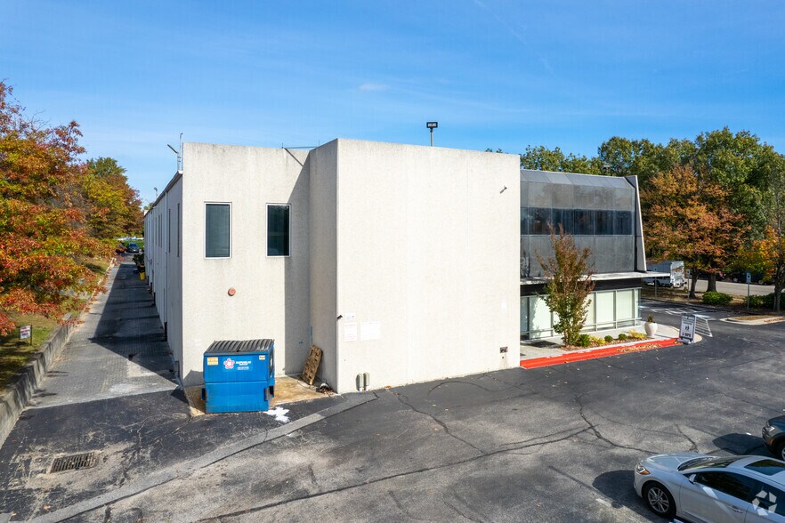 More Photos Of 2301 Dorsey Rd, Glen Burnie Office Residential For Lease