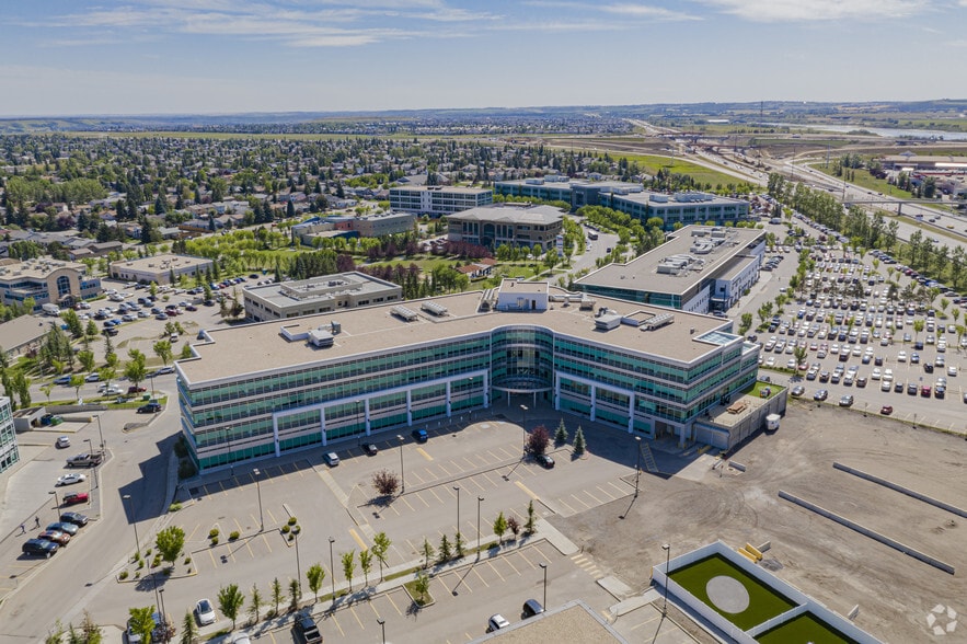 More Photos Of 15 Sunpark Plz SE, Calgary Office For Lease