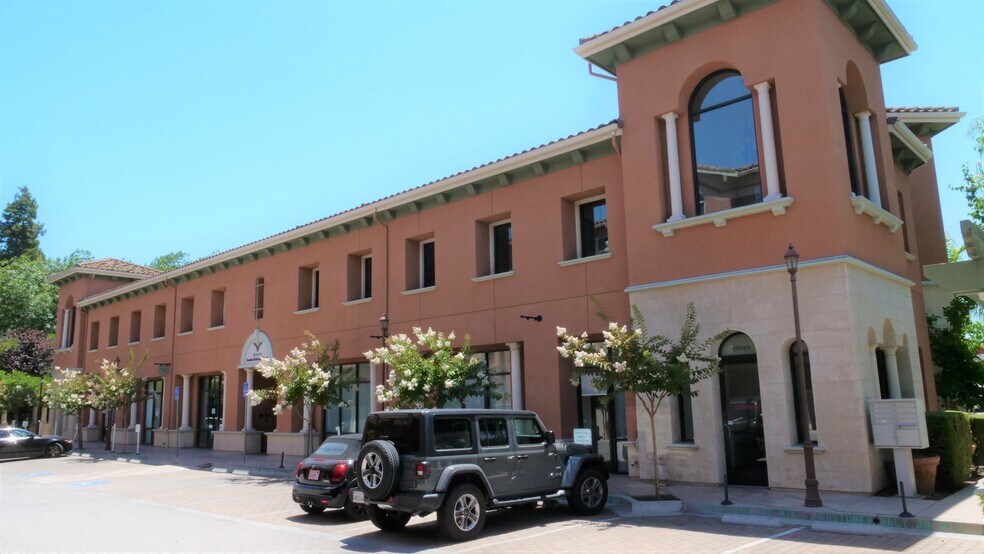 More Photos Of 19929-19989 Stevens Creek Blvd, Cupertino Storefront Retail Office For Lease