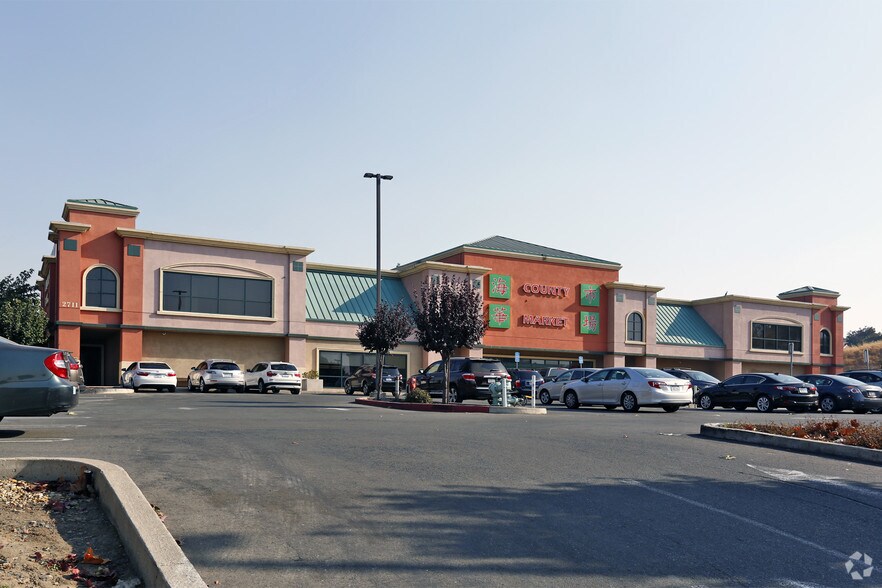 Primary Photo Of 2711 Hillcrest Ave, Antioch Freestanding For Lease