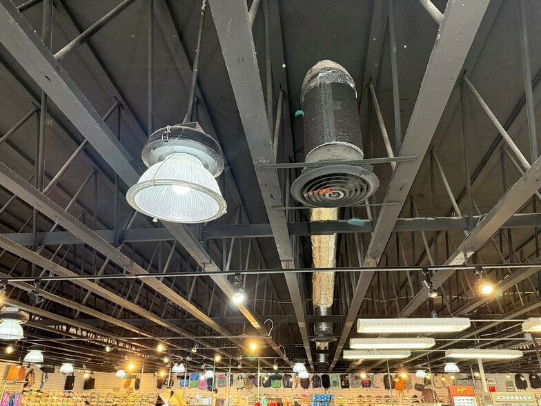 More Photos Of 1419 NW Loop 281, Longview Storefront For Sale