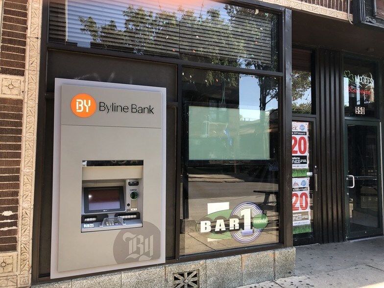 More Photos Of 948-952 W Webster Ave, Chicago Storefront Retail Residential For Sale