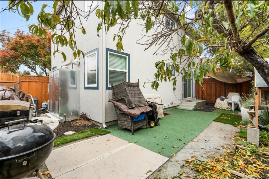 More Photos Of 403 Vera Ave, Redwood City Apartments For Sale