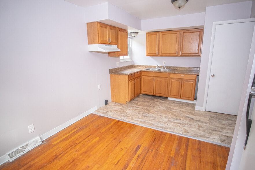 More Photos Of 2171 Thurmont Rd, Akron Multifamily For Sale