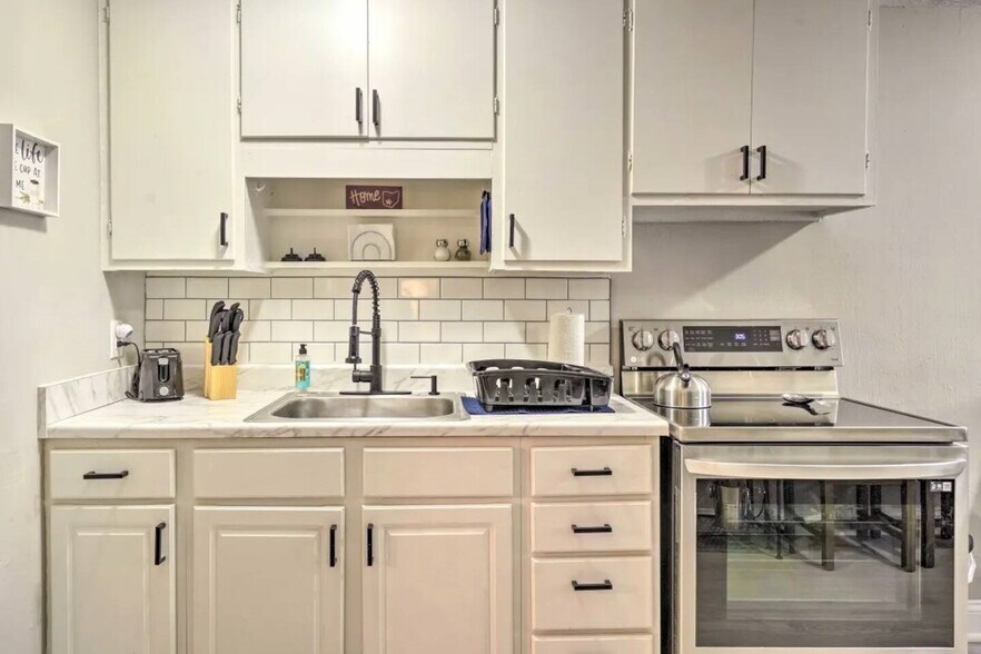 More Photos Of 16-20 W Park St, Westerville Apartments For Sale