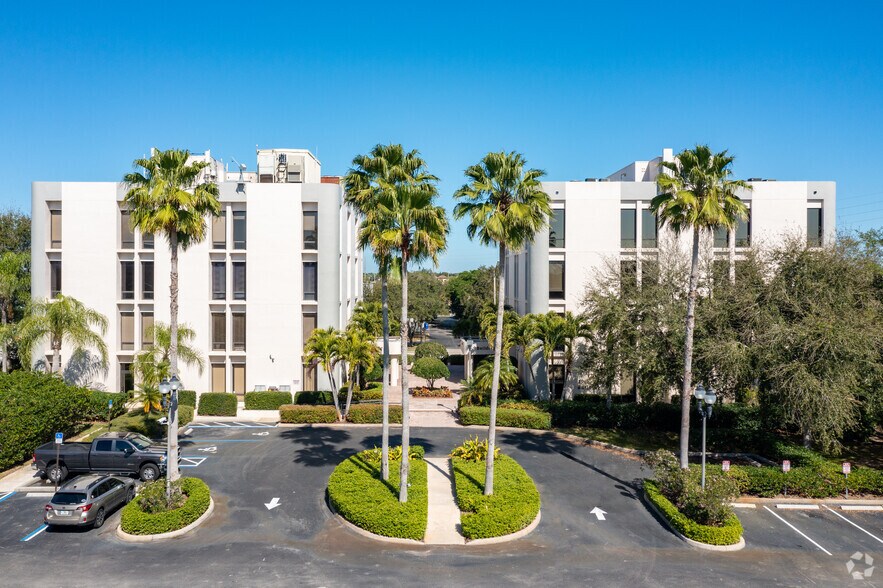 More Photos Of 1201 19th Pl, Vero Beach Medical For Lease