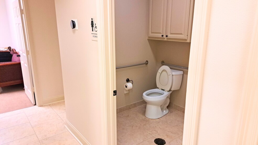 More Photos Of 16851 Jefferson Hwy, Baton Rouge Office For Lease