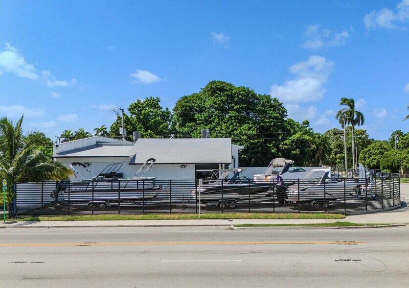More Photos Of 401 NW 79th St, Miami Flex For Sale