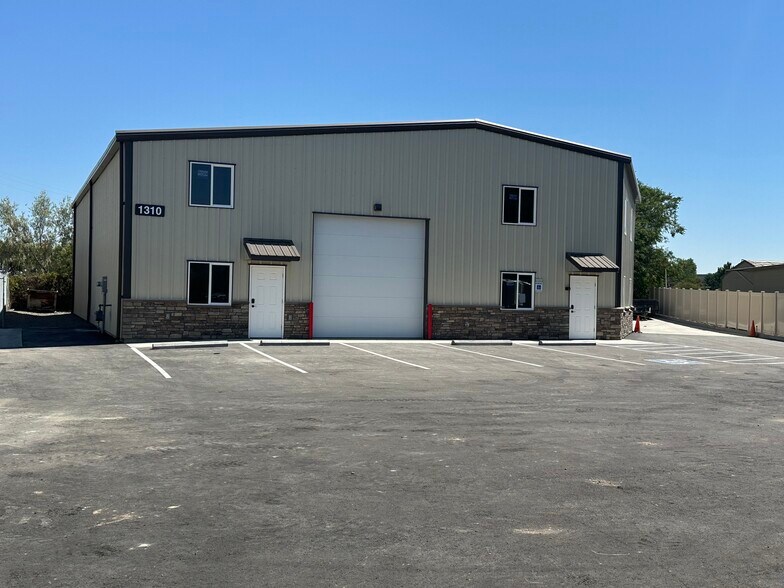 More Photos Of 1310 N 39th St, Nampa Industrial For Sale