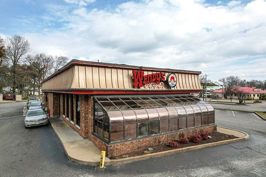 More Photos Of 2200 E Laburnum Ave, Richmond Fast Food For Lease