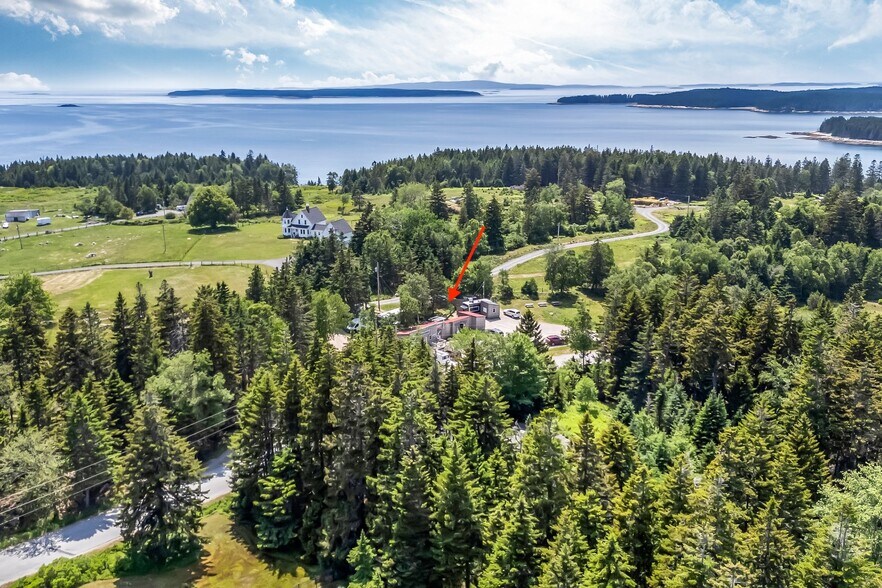 More Photos Of 40 North Rd, Swans Island Convenience Store For Sale