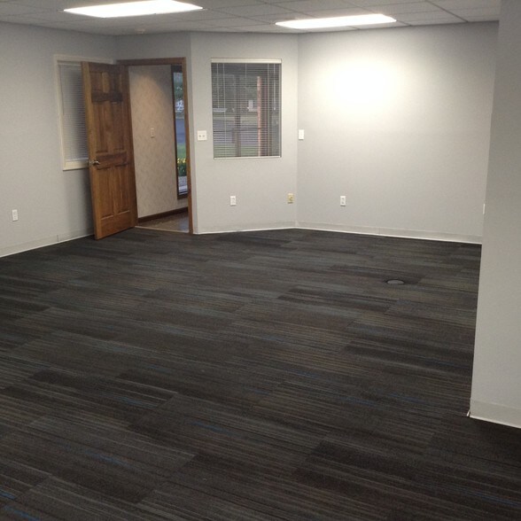 More Photos Of 1 Sunset Hills Executive Pky, Glen Carbon Unknown For Lease