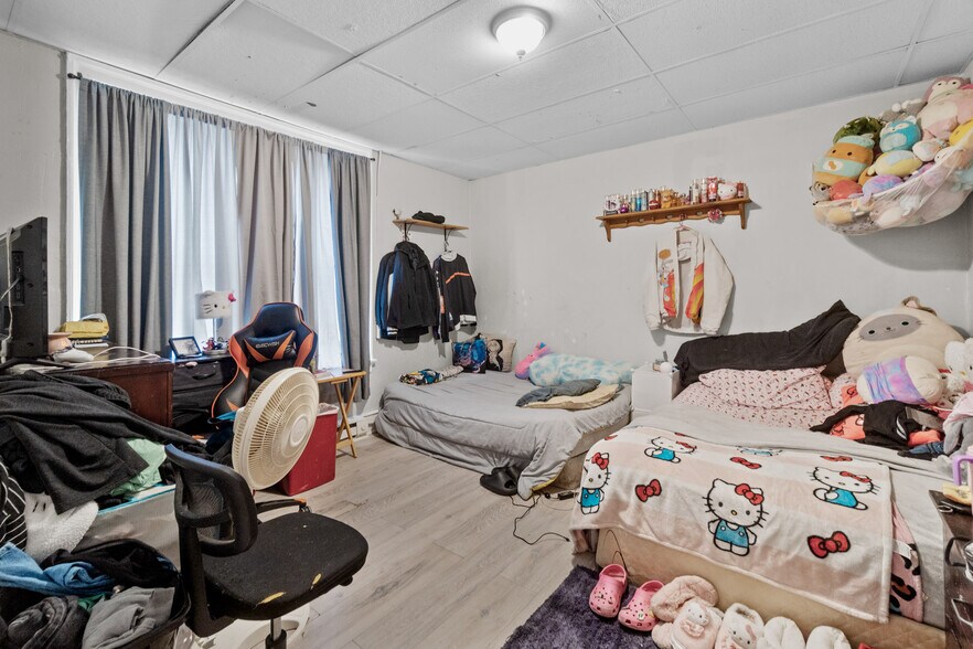 More Photos Of 136 Broadway, Hagerstown Apartments For Sale