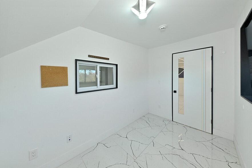 More Photos Of 1 S Liberty Dr, Stony Point Storefront For Sale