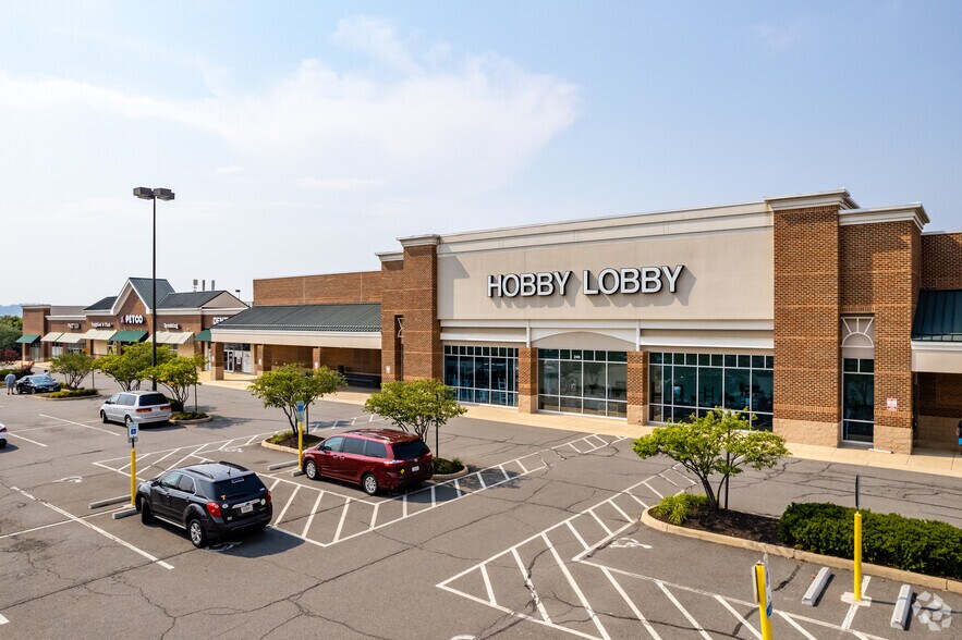 More Photos Of 200-250 Fort Evans Rd, Leesburg Unknown For Lease