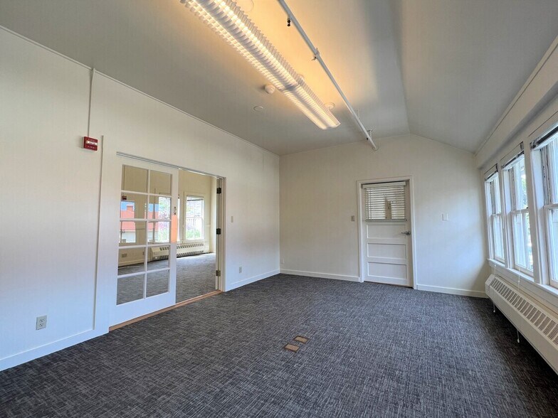 More Photos Of 572 Ruger St, San Francisco Office For Lease