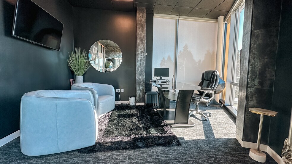 More Photos Of 275 W 3rd St, Vancouver Office Residential For Lease