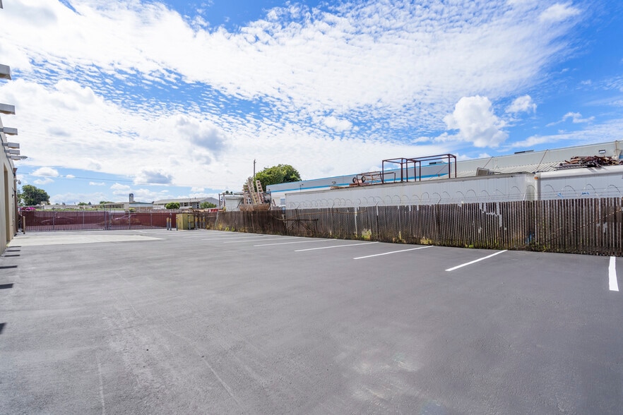 More Photos Of 2505 Amaral Ct, Hayward Warehouse For Sale