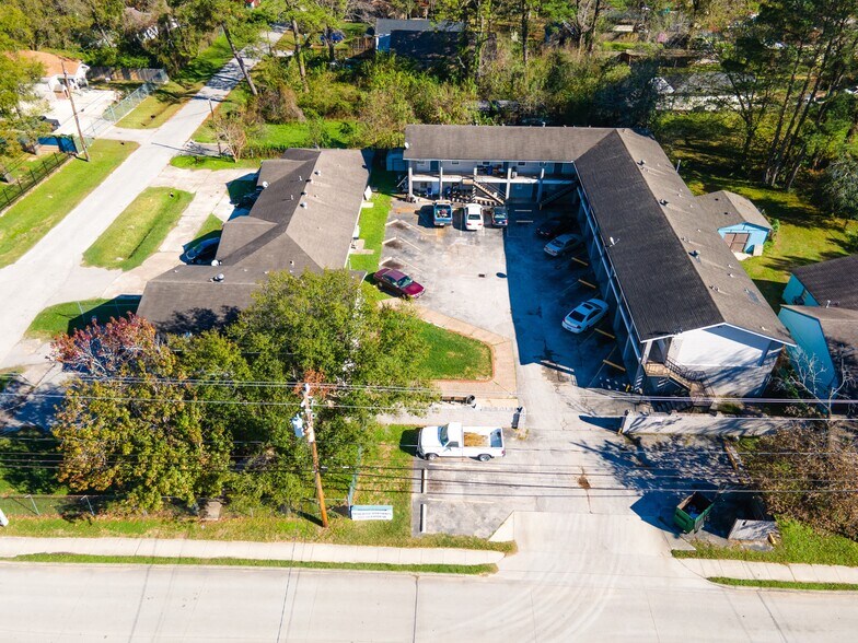 More Photos Of 9222 Lockwood Dr, Houston Apartments For Sale