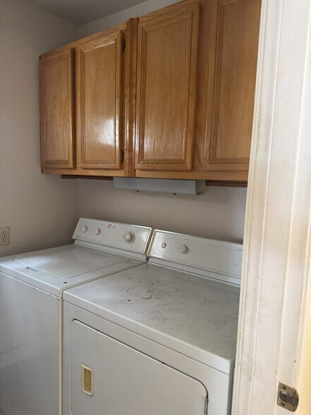 More Photos Of 10811 Amigo Ave, Porter Ranch Specialty For Sale