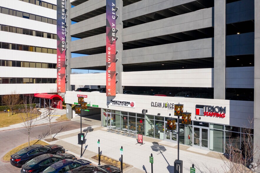 More Photos Of 888 W Big Beaver Rd, Troy Parking Garage For Lease