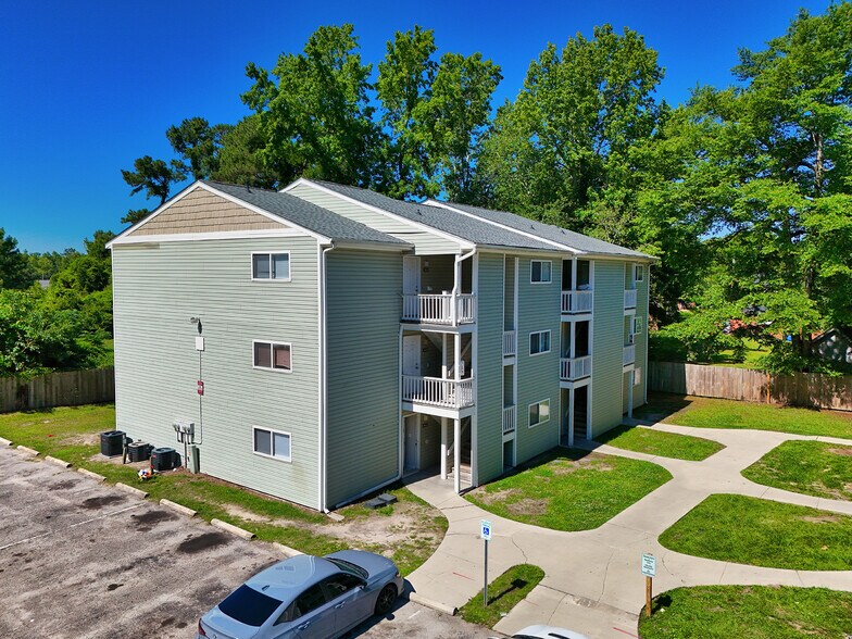 More Photos Of 201-217 Sunn Aire Ct, Wilmington Apartments For Sale