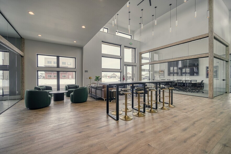 More Photos Of 1070 Curlew Dr, Ammon Medical For Lease