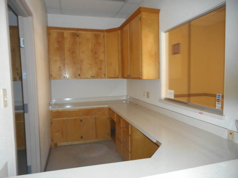 More Photos Of 864 Central Blvd, Brownsville Medical For Sale